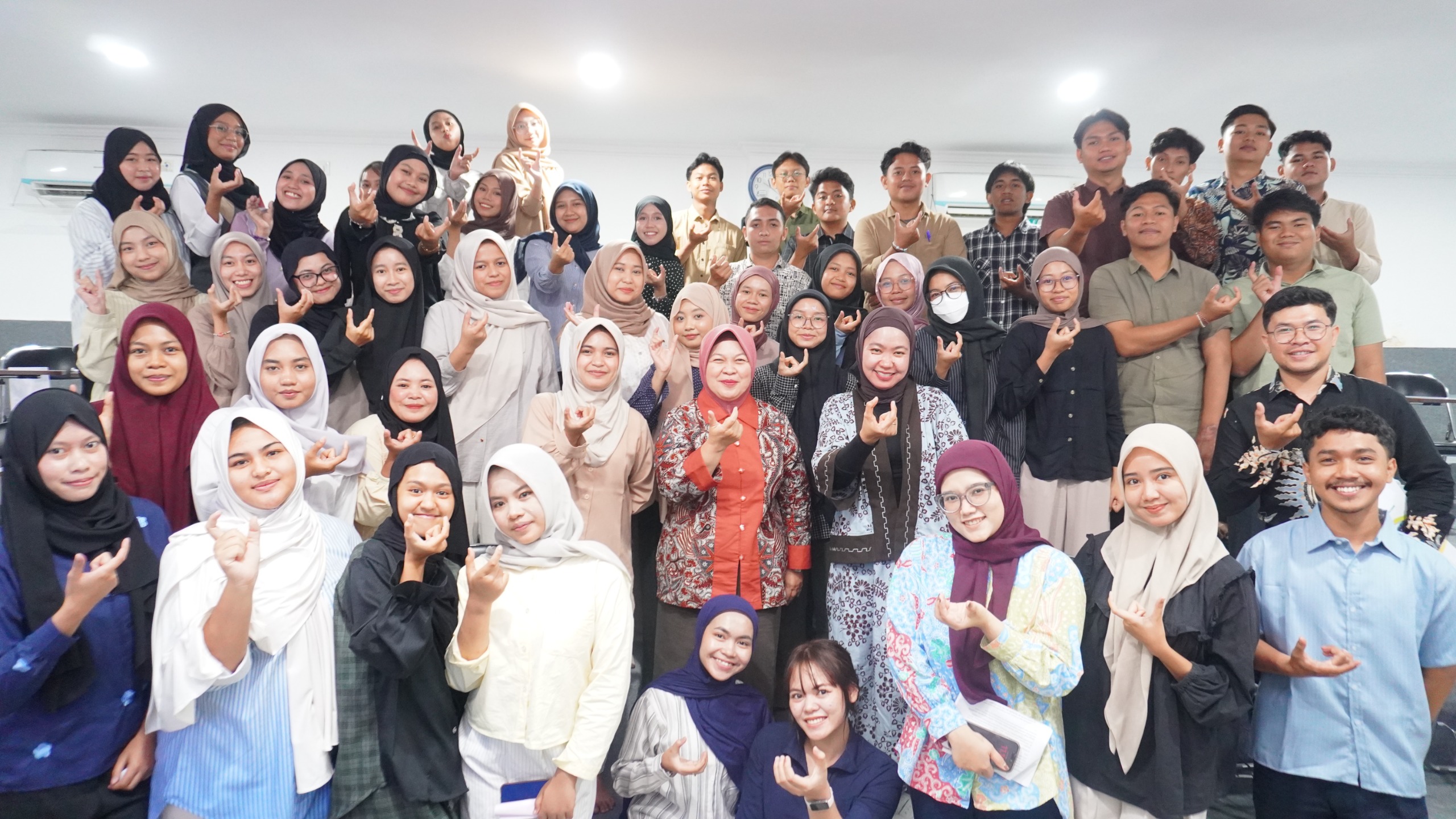 Kuliah Pakar Antimicrobial Resistance dan One Health FK UMMAT